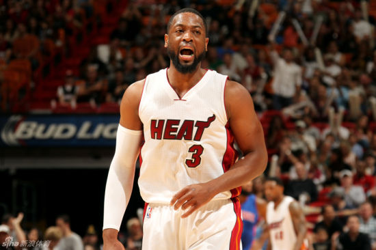 孔帕尼：迪亚斯肯定不是故意去伤害对手，他只是想争夺那个球（孔帕尼为迪亚斯辩护：并非故意伤人，只是正常拼抢）