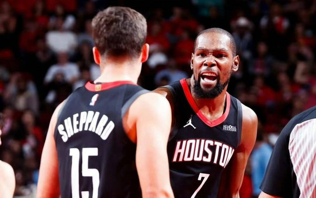 外线球员必须掌握的五大技巧（外线球员必备的五项关键技能）