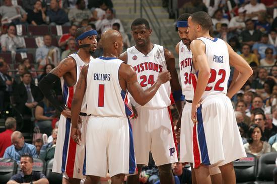 CBA：吉林男篮外援爆发 主场击败福建（CBA：吉林外援发威 主场力克福建）