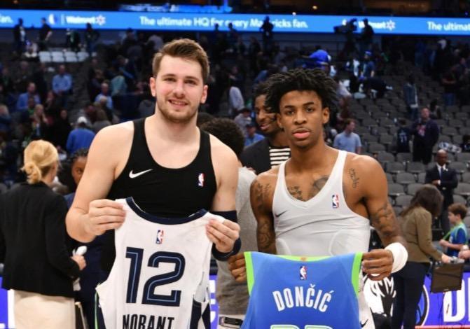 日媒：日本国门铃木彩艳预计13日在日本接受手指骨折手术（日媒称日本门将铃木彩艳预计13日于国内接受手指骨折手术）