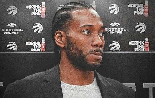 他踢得太聪明了（他踢球太有脑子了）