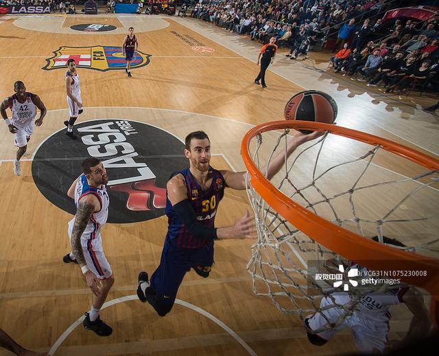 亚特兰大0-3萨索洛遭遇联赛7轮不胜，贝拉尔迪两射一传（萨索洛3-0完胜亚特兰大，后者联赛7轮不胜，贝拉尔迪两球一助）