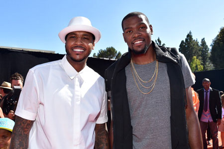 本轮欧冠最佳阵容：诺伊尔、福登、奥斯梅恩、梅里诺在列（欧冠本轮最佳阵容出炉：诺伊尔、福登、奥斯梅恩、梅里诺入围）